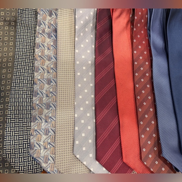 Lot of 10 Neckties - 9 silk, 1 Polyester - 1 Jerry Garcia, 3 Versa, 1 Mezzano - Picture 2 of 9